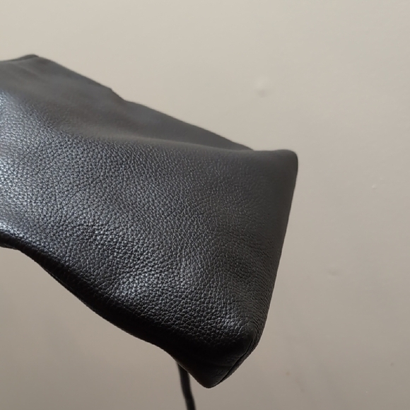 Kate Spade Stylish Black Leather Purse - Picture 6 of 10